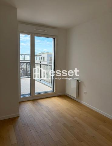 Location Appartement 4 pièces 102.86 m² - Courbevoie 92400