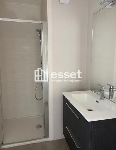 Location Appartement 4 pièces 102.86 m² - Courbevoie 92400