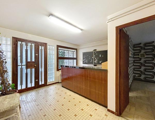 Maison d'architecte singulière - Volumes exceptionnels et potentiel rare à Castelsarrasin