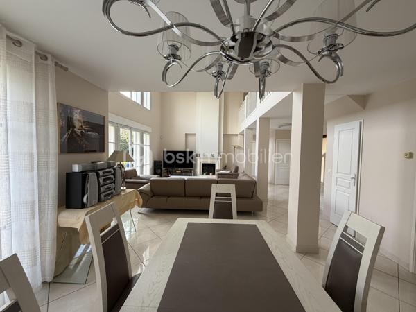 Maison de 227 m²