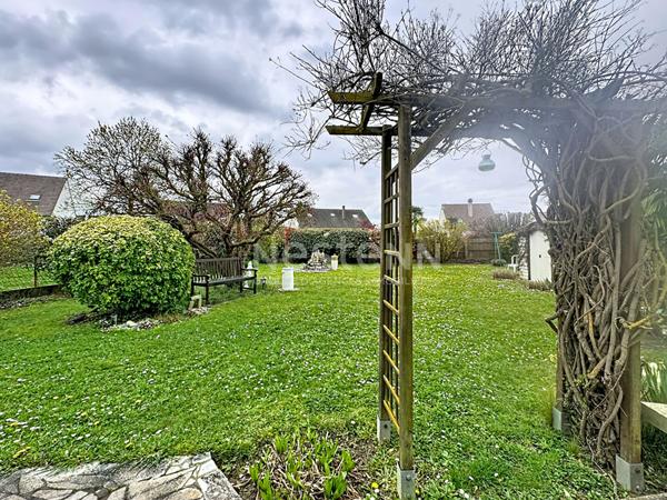 Maison Villers Sous Saint Leu, 136m² habitables avec jardin