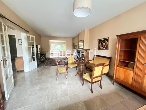 Talence maison de 177m² avec 4 chambres poss 5ème + grand garage de 45m² ; sur une belle parcelle de 900m²