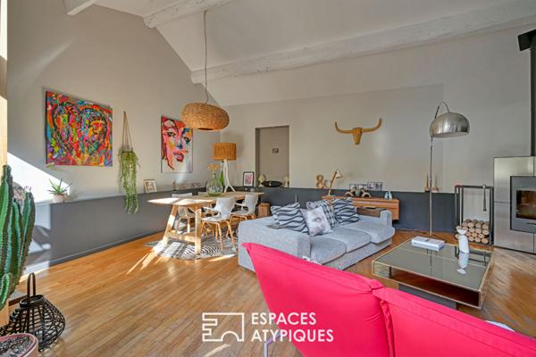 Élégance et Caractère : Magnifique Maison de Village avec Bassin Privatif