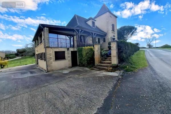 Maison à vendre à Sarlat-la-Canéda en Dordogne (24200), ref : 18113/101