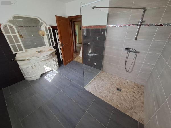 Maison à vendre à Sarlat-la-Canéda en Dordogne (24200), ref : 18113/101