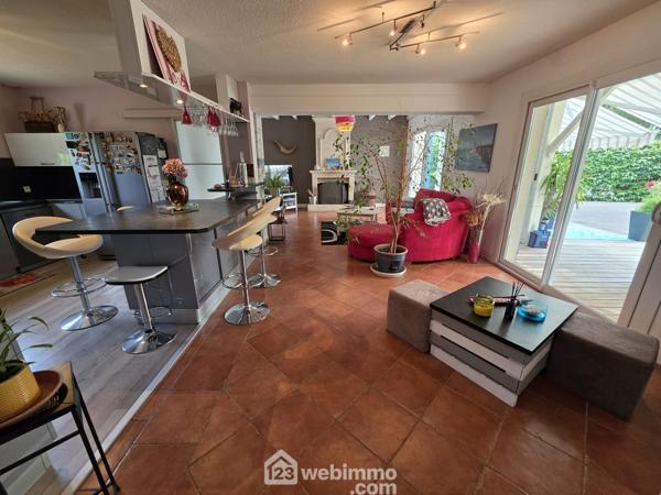 Maison 117 m² à Saint-Jean-d'Illac 33127