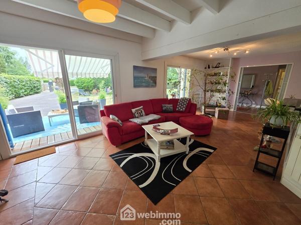 Maison 117 m² à Saint-Jean-d'Illac 33127