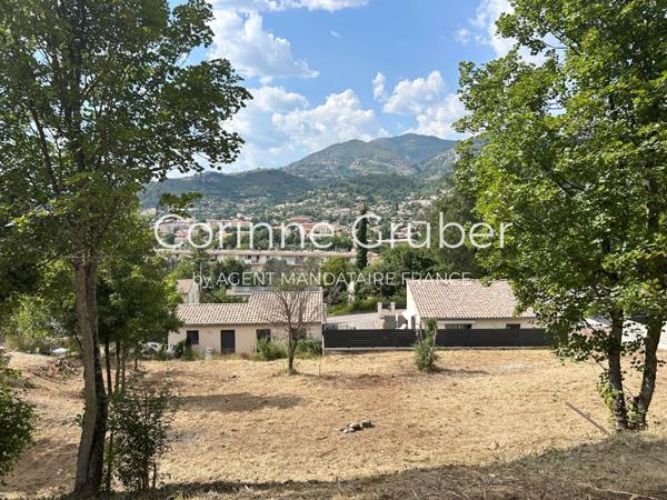 Immobilier Digne-les-Bains (04000) – Terrain constructible 628m2 – 102 900 €