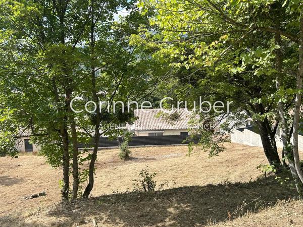 Immobilier Digne-les-Bains (04000) – Terrain constructible 628m2 – 102 900 €