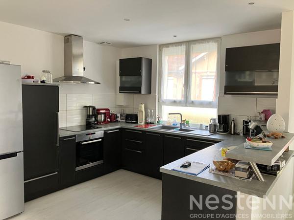 Charmante maison 3 pièces avec piscine proche centre-ville,105 m², garage