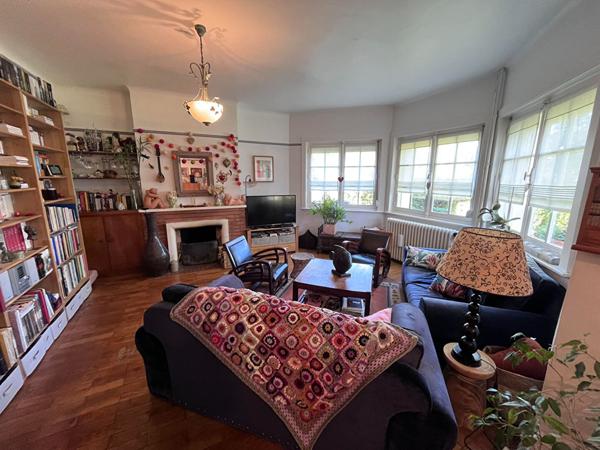 Belle demeure à Coquelles secteur Pont du Leu de 170 m2, 5 chambres, sublime jardin, garage