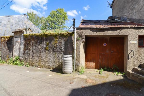 À vendre - Ensemble immobilier avec terrain de 751 m² au coeur de Lacaune