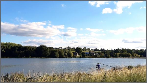 Terrain de 329 m² à Montreuil-sous-Pérouse