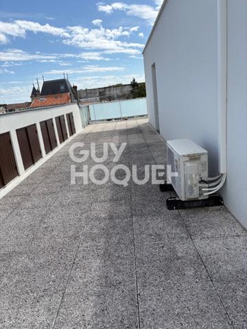 APPARTEMENT T5 EN ATTIQUE PLEIN CENTRE DE PESSAC