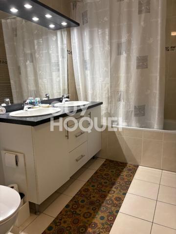 APPARTEMENT T5 EN ATTIQUE PLEIN CENTRE DE PESSAC