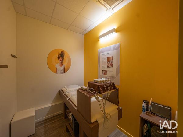 Boutique/Local commercial à vendre 74 m² Aubenas