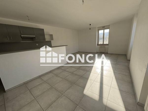 Location Appartement 2 pièces 48.7 m² - LE LOZET Chambost Allieres 69870