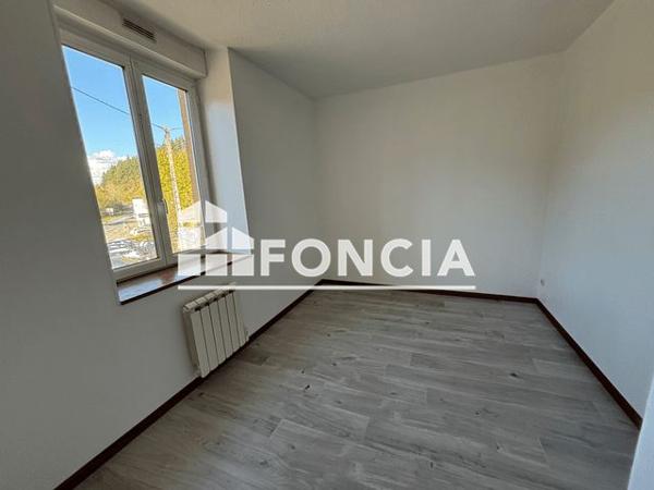 Location Appartement 2 pièces 48.7 m² - LE LOZET Chambost Allieres 69870