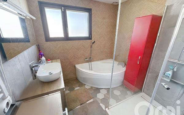 Maison à vendre    3 pièces • 80,60 m2 Bons-en-Chablais