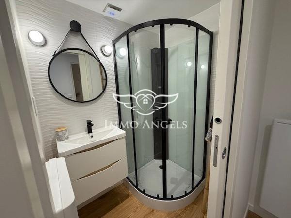 Appartement rénové avec goût – Calme, confort et modernité en centre-ville