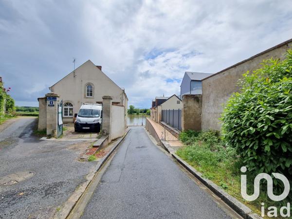 Appartement à vendre 1 pièce 70 m² Châteauneuf-sur-Loire