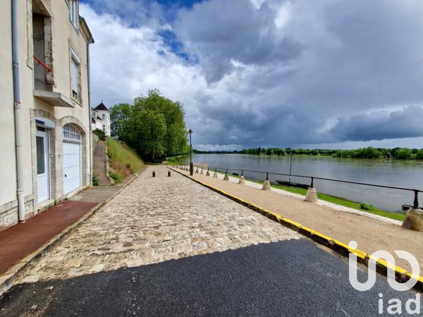 Appartement à vendre 1 pièce 70 m² Châteauneuf-sur-Loire