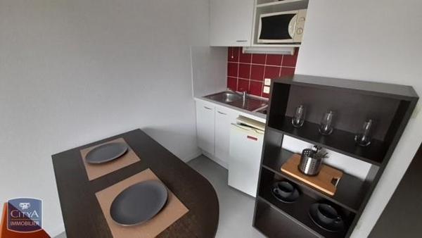 Appartement à louer 1 pièce 19m² Nîmes (30000)