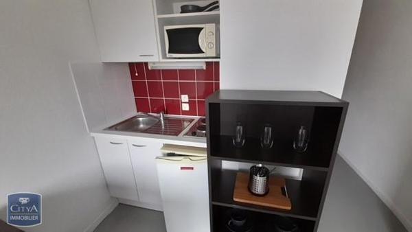Appartement à louer 1 pièce 19m² Nîmes (30000)