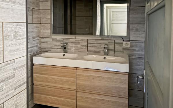 Appartement à vendre    2 pièces •  Roanne