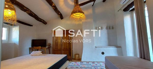 Jolie petite maison de village entièrement  rénovée