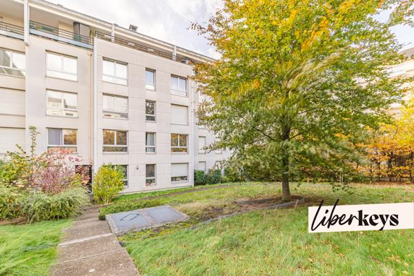 Deux pièces lumineux résidence récente, 5 mn à pied du Metro Creteil-Pointe du Lac