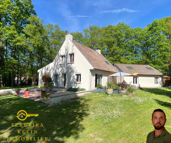 Houdan (78550) Maison lumineuse plein sud – 200 m² – Beaux volumes – Environnement privilégié