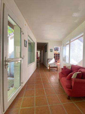 Houdan (78550) Maison lumineuse plein sud – 200 m² – Beaux volumes – Environnement privilégié