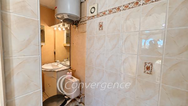 Immeuble 175.85 m² 2 etage(s)