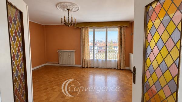 Immeuble 175.85 m² 2 etage(s)