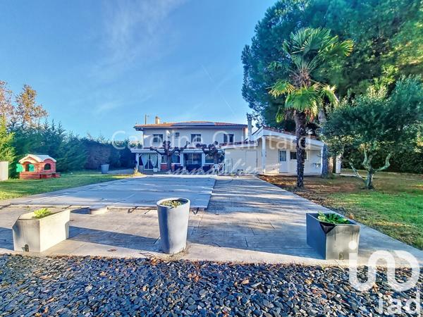 Maison à vendre 10 pièces 270 m² Montauban