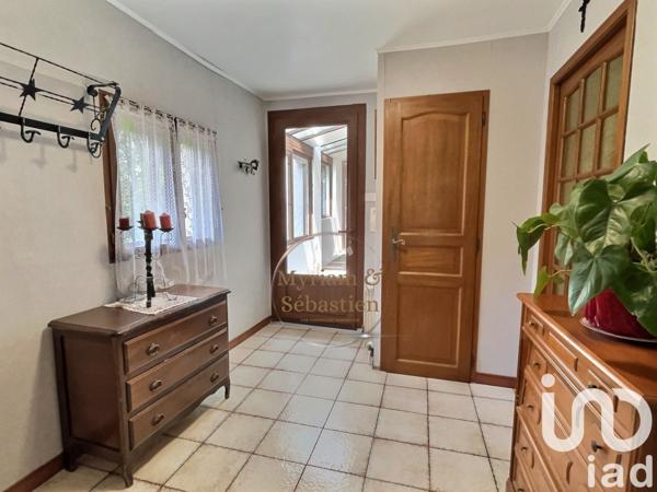 Maison 6 pièces de 130 m² à Mimet (13105)