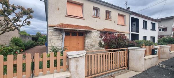 VENTE A TERME LIBRE d'une maison de campagne à  la ville sur 130m2 sur jardin de 800M2
