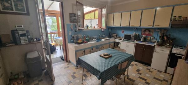 VENTE A TERME LIBRE d'une maison de campagne à  la ville sur 130m2 sur jardin de 800M2