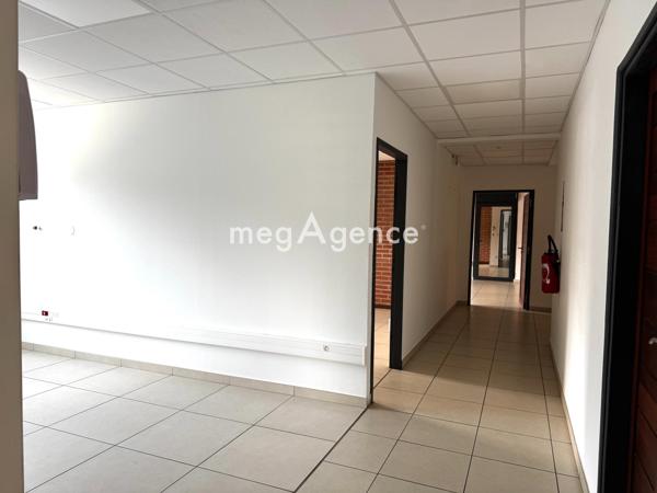 Bureaux à CAYENNE, 97300 - 24 pièces 870m²