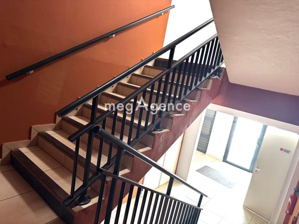 Bureaux à CAYENNE, 97300 - 24 pièces 870m²