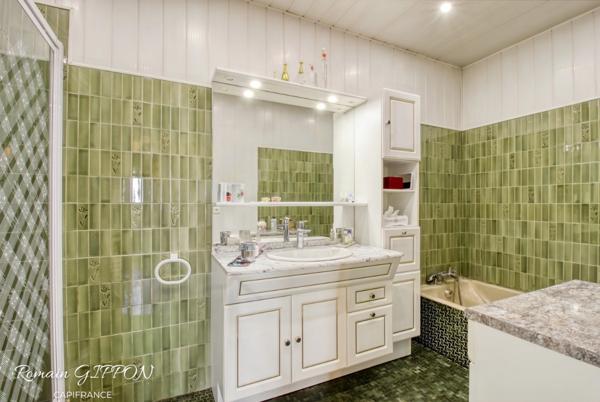 Maison familiale 7 pièces - 145m2 - 4 chambres avec jardin et sous-sol complet à Saint-Max - Secteur recherché proche plateau de Malzéville