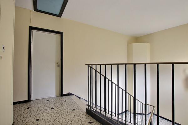 Appartement 1 pièce Aubervilliers 27 m2