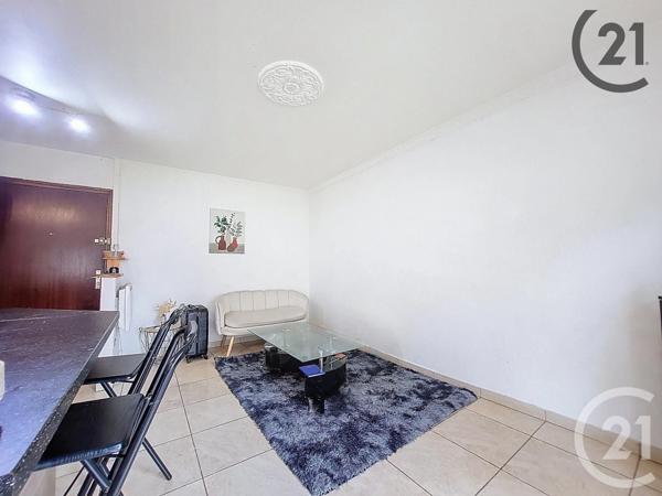 Appartement F2 à vendre  2 pièces - 33 m2 CORBEIL ESSONNES - 91