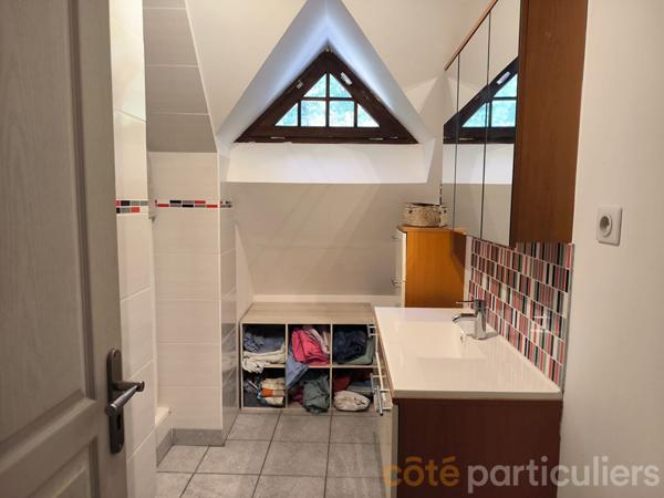 Vente Maison172 m² - 8 Pièces - CHATEAUNEUF SUR CHER (18190)
