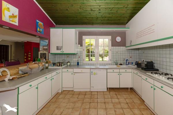 Maison à vendre |                                       Lesparre-Médoc |                                        6 pièces  |  139 m²