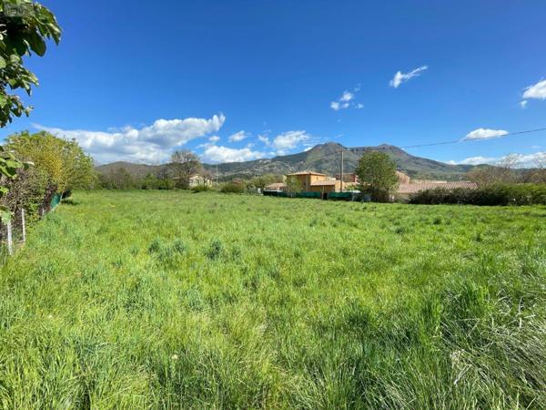 Terrain à Batir à vendre à Digne-les-Bains dans les Alpes-de-Haute-Provence (04000), ref : 025/1934