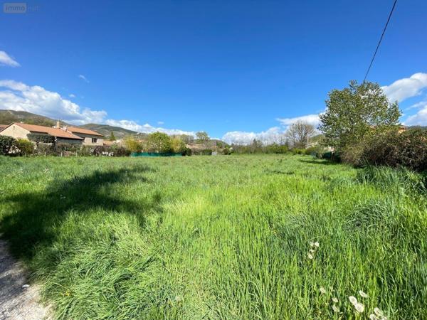 Terrain à Batir à vendre à Digne-les-Bains dans les Alpes-de-Haute-Provence (04000), ref : 025/1934