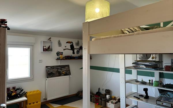Maison à vendre    7 pièces •  Breuil-Magné
