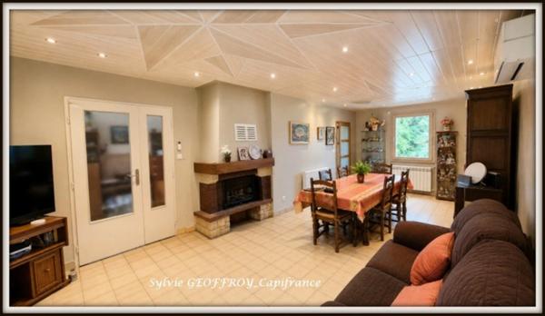 Maison à vendre 5 pièces ETIVAL CLAIREFONTAINE (88)